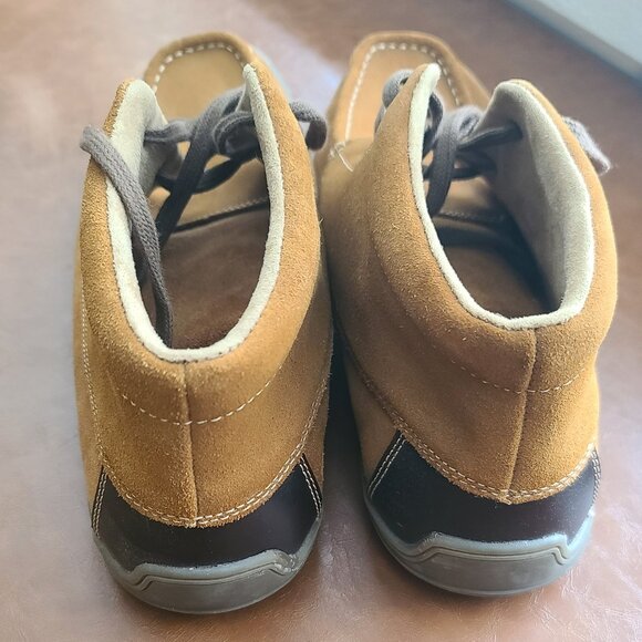 Excellent Minnetonka Suede Moc Toe Chukka Boots (12) - Picture 4 of 5